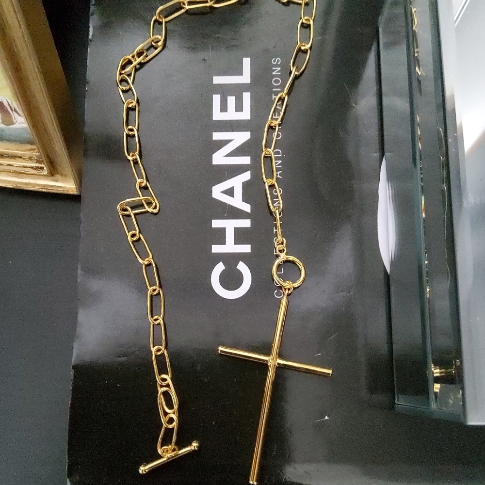 Artisan Made Gold Cross Toggle Pendant Necklace - Picture 7 of 8